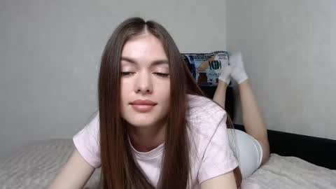 scratc_h online show from March 6, 10:15 pm