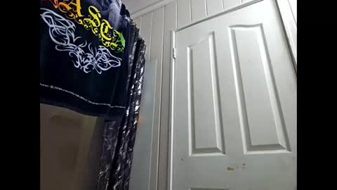 Arin online show from October 31, 7:58 pm