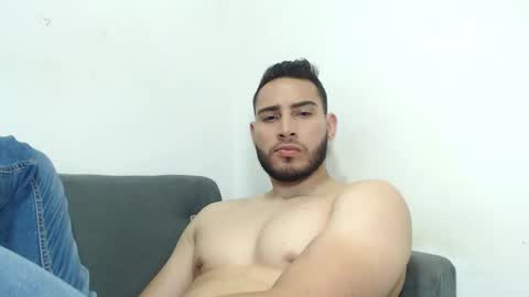 Snapshot of seank_noszka chatting on March 10, 6:34 pm seank_noszka online show from March 10, 6:34 pm