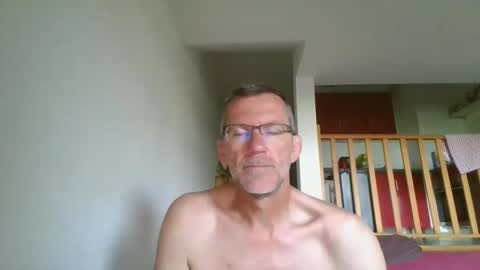 seb846894 online show from May 26, 5:57 am