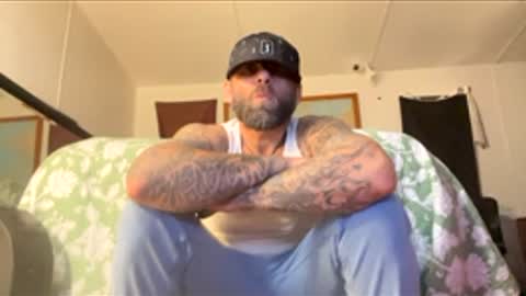 seb973472 online show from December 18, 7:03 am