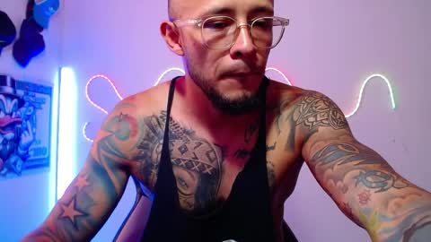 Sebastian online show from April 2, 9:11 pm