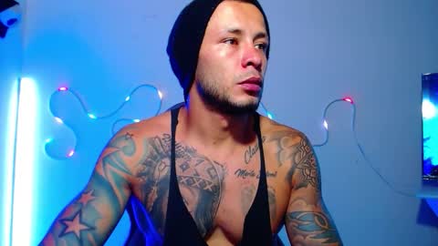 Sebastian online show from December 2, 8:23 am