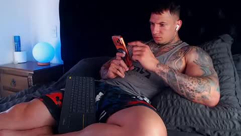 Sebastian online show from April 18, 7:07 pm