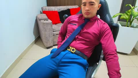 juan  sebastian online show from March 3, 12:28 pm