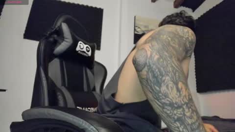 Lucian Sinclair online show from April 22, 2:30 am