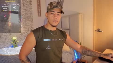 Snapshot of sebastiian69_ chatting on October 9, 9:59 am Sebas online show from October 9, 9:59 am