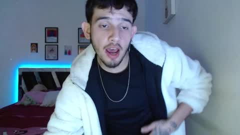 Sebas online show from February 21, 9:29 pm