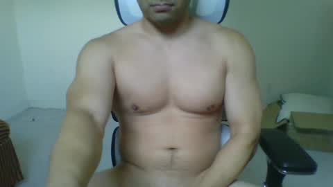 Snapshot of sebbohk chatting on December 3, 8:55 pm Sebbo online show from December 3, 8:55 pm