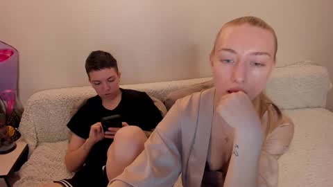 Amanda and  pair in a real life we love each other but can play with you online show from November 21, 2:37 pm