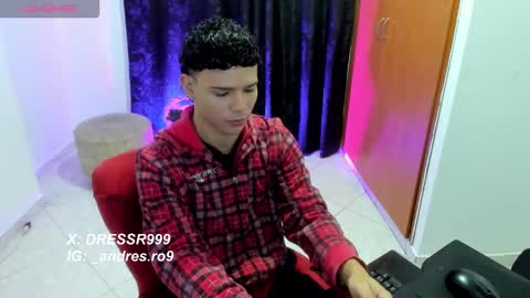 JUSTIN online show from December 1, 12:25 pm