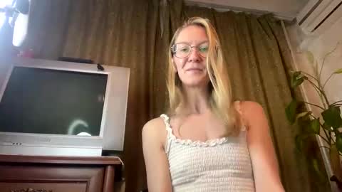 secretcandy222 online show from January 12, 9:08 am