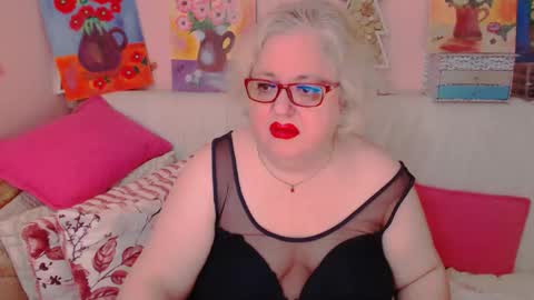 Alice online show from March 9, 8:02 pm