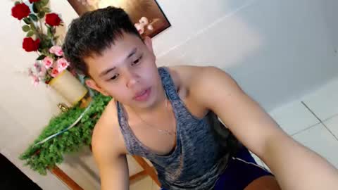 Max online show from May 29, 4:27 pm