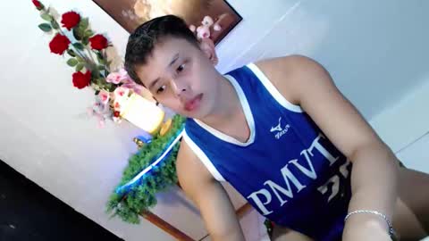 Max online show from May 26, 8:42 am