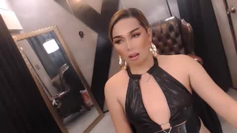 YOUR LOVES CHEALSY online show from February 10, 9:23 am