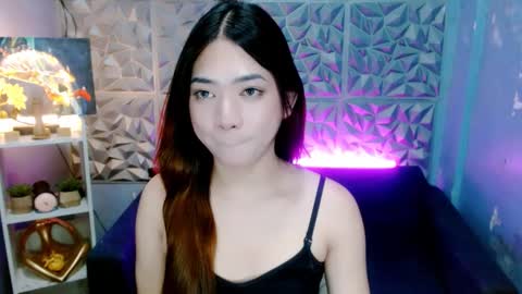 Ivy online show from March 16, 2:21 pm