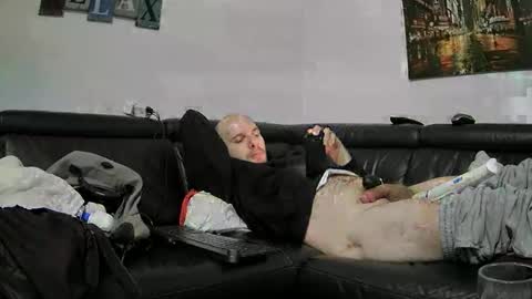 Sebastian online show from January 4, 6:52 am