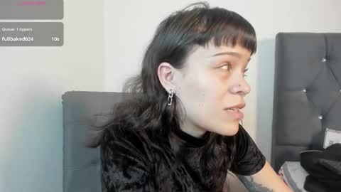 seijacu  online show from December 1, 7:23 pm