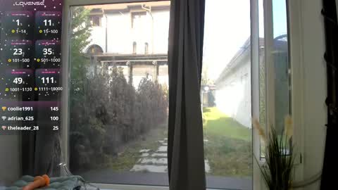 Selena online show from February 14, 10:49 am