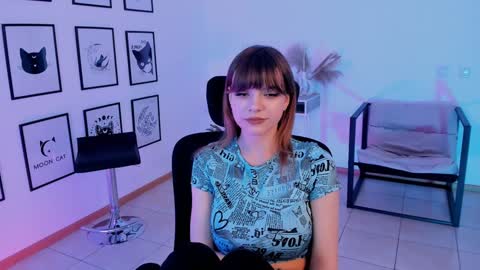 Selena ntmy online show from January 16, 5:01 pm