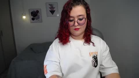 selene_rouse_ online show from April 22, 2:52 am