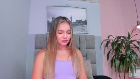 Selene online show from February 19, 3:38 am