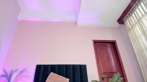 Selene Lujan online show from November 10, 2:31 pm