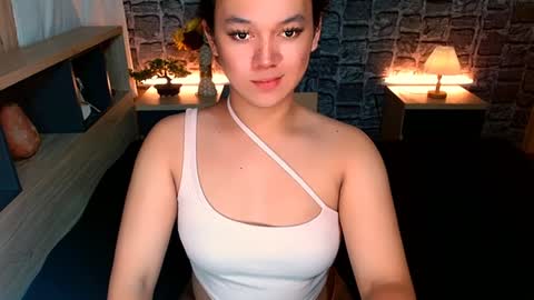 Snapshot of selenesantiago chatting on December 15, 6:26 pm joan online show from December 15, 6:26 pm