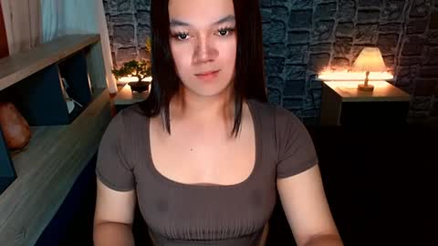 Snapshot of selenesantiago chatting on December 17, 11:16 pm joan online show from December 17, 11:16 pm