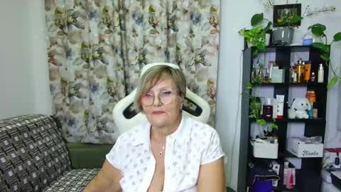 Selenna online show from December 27, 11:42 pm