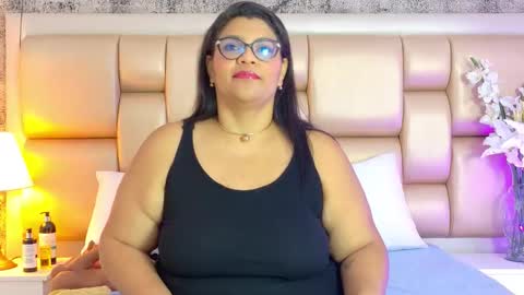 Selenna Cooper online show from February 16, 11:41 am