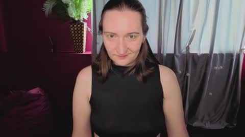 selestiasonata online show from June 25, 1:46 am