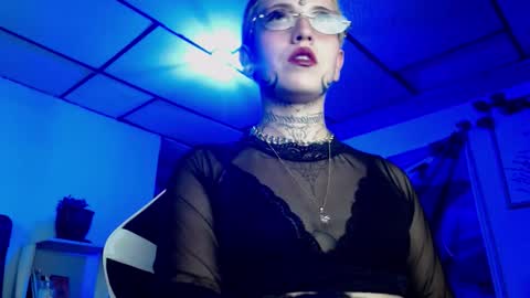 Ask me online show from February 1, 10:18 pm