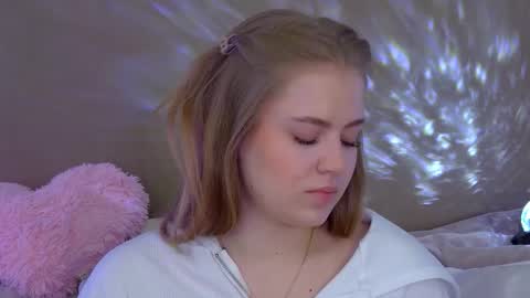 SelinSwarovski online show from October 3, 6:16 pm