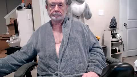 selkie2s online show from April 7, 7:49 pm