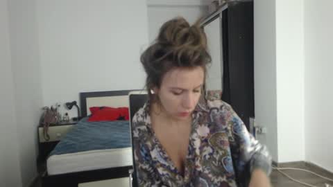 sellena_angels online show from February 28, 10:30 am