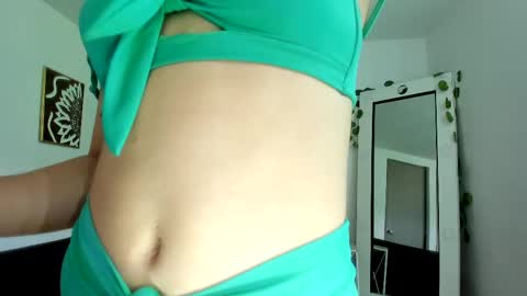 Selyn online show from October 17, 4:33 pm