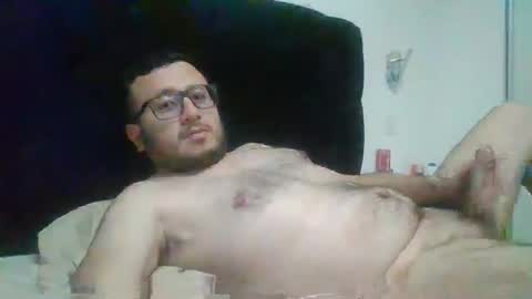 Snapshot of sementalpajero chatting on December 6, 3:24 am sementalpajero online show from December 6, 3:24 am