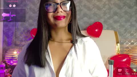 Sennia online show from February 4, 1:48 pm