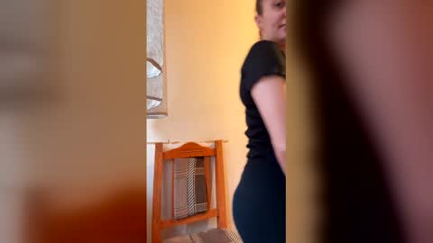 Sennya online show from February 1, 8:00 am