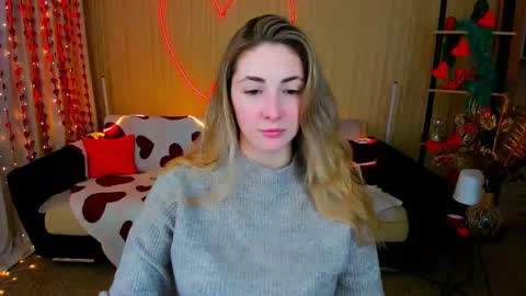 sensitiveheartt online show from February 16, 8:18 pm