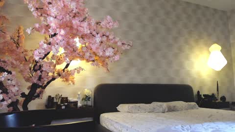 Gia online show from December 28, 7:22 am