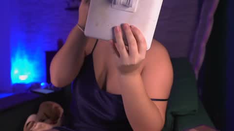 Jasmine online show from January 17, 7:51 am