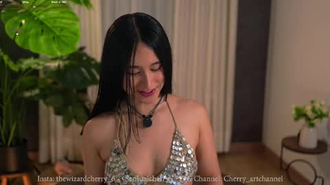 Maria- OF sensual bee online show from May 15, 12:41 am