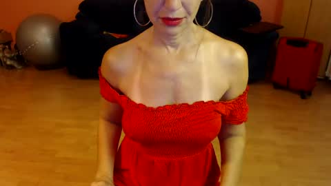 sensualmyra online show from July 10, 10:42 am