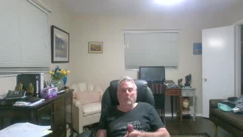 sensualsteve106 online show from January 4, 4:55 am