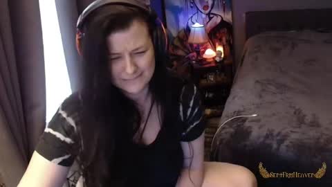 Tara online show from March 6, 1:54 pm