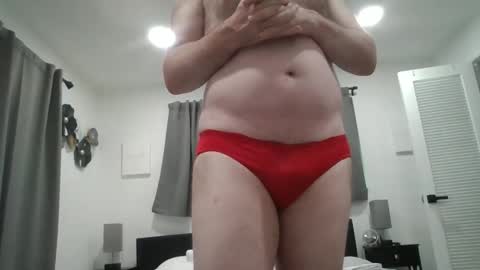 senyai40 online show from December 2, 7:01 pm