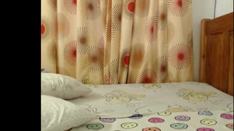 Anne online show from October 30, 8:26 am